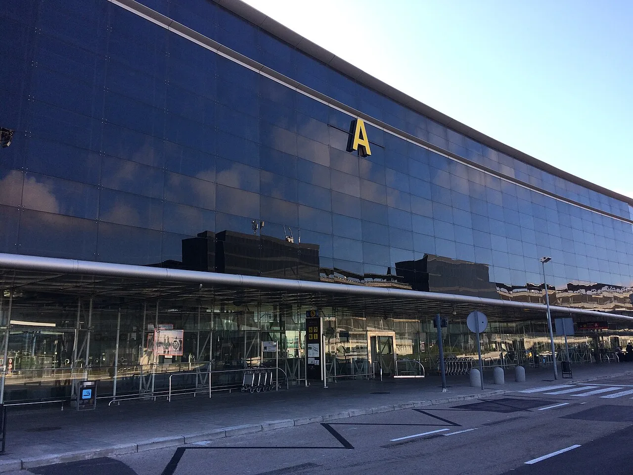Barcelona El Prat — UK gateway to Catalonia.