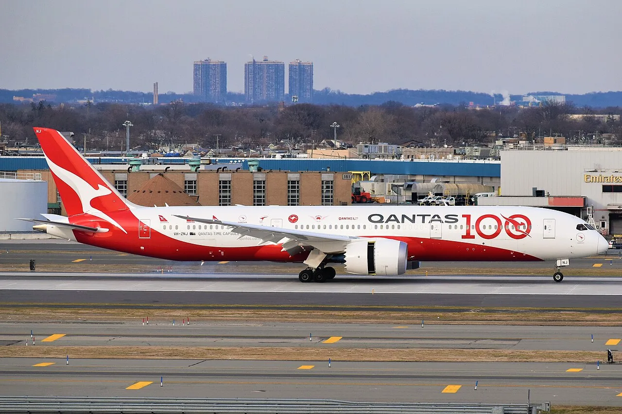 Qantas Boeing 787-9 Dreamliner aircraft landing at JFK Airport.