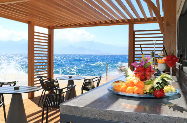 Akra Hotel Antalya, Antalya — guest room or suite