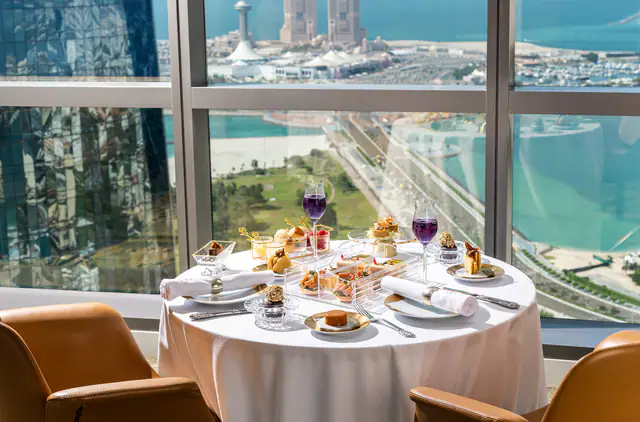 Conrad Abu Dhabi Etihad Towers — Corniche, Abu Dhabi