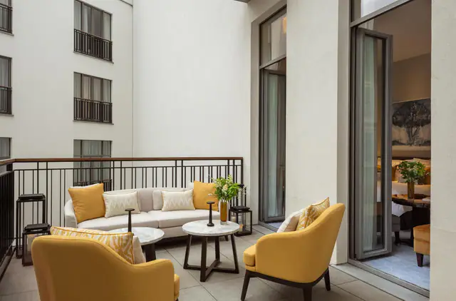 Corinthia Grand Hotel Astoria Brussels, Brussels — exterior and approach