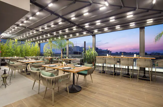DoubleTree by Hilton Antalya City Centre, Antalya — guest room or suite