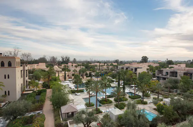 Four Seasons Hotel Marrakech, Marrakech — exterior and approach