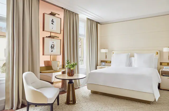 Four Seasons Hotel Milano, Milan — lobby or public space
