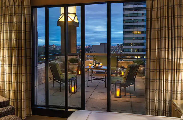 Four Seasons Hotel New York, New York — exterior and approach