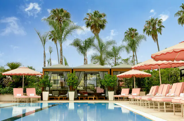 Four Seasons Hotel Los Angeles at Beverly Hills — Beverly Hills / Doheny, Los Angeles