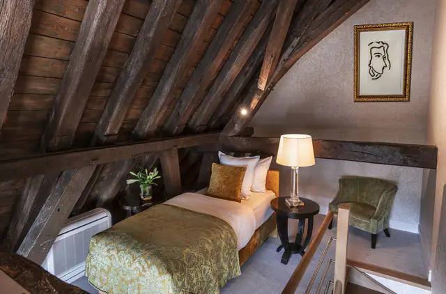 Grand Hotel Casselbergh Bruges, Bruges — guest room or suite