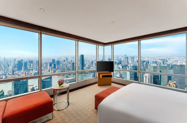 Grand Hyatt Shanghai, Shanghai — exterior and approach