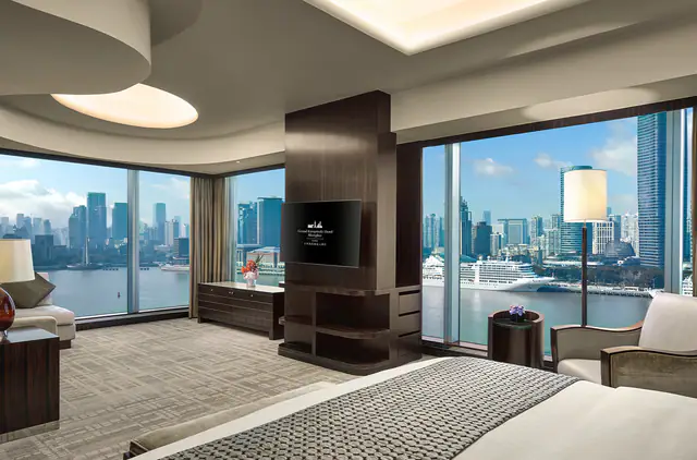 Grand Kempinski Hotel Shanghai, Shanghai — guest room or suite