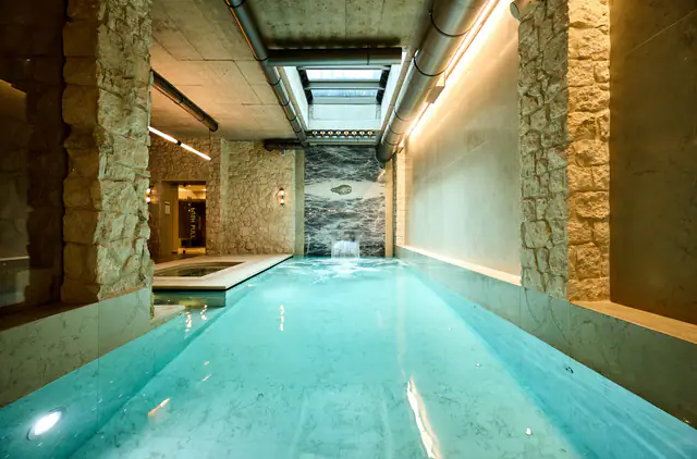 H15 Palace, a Luxury Collection Hotel, Krakow, Kraków — guest room or suite