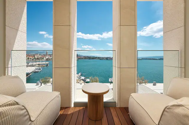 Hotel Ambasador Split, Split — exterior and approach