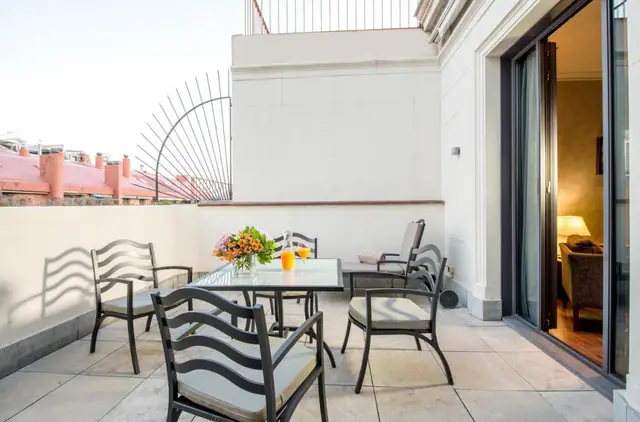 Hotel Barcelona Center, Barcelona — guest room or suite