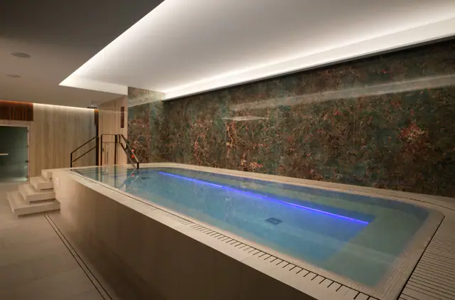 Iceland Parliament Hotel, Curio Collection by Hilton, Reykjavik — exterior and approach