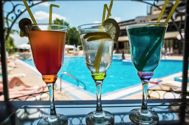 HI Hotels Imperial Resort, Sunny Beach — exterior and approach