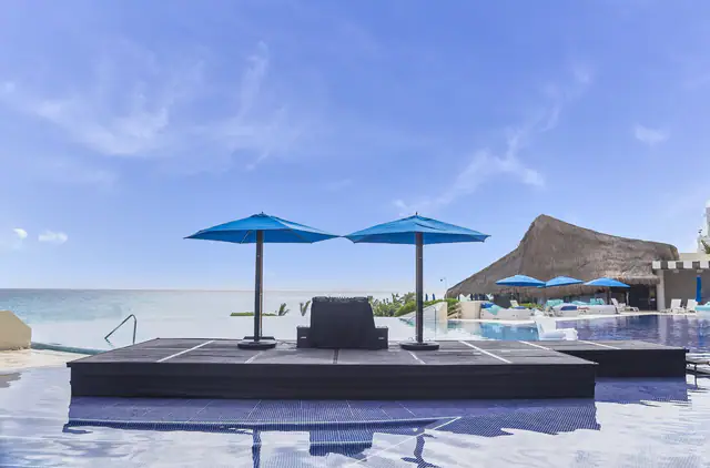 Live Aqua Beach Resort Cancun, Cancun — guest room or suite