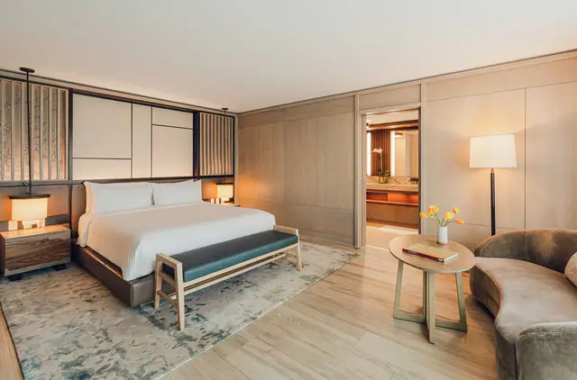 Nobu Hotel Miami Beach, Miami — exterior and approach