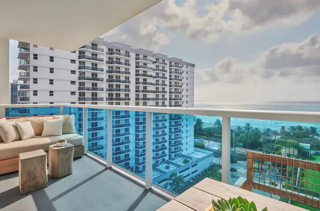 1 Hotel South Beach, Miami — exterior and approach