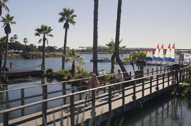 Paradise Point Resort & Spa, San Diego — guest room or suite