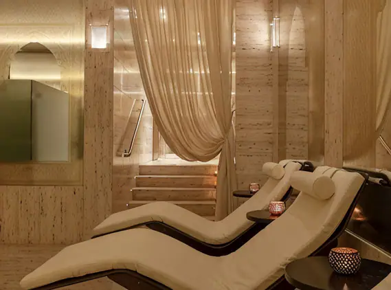 Park Hyatt Milan, Milan — exterior and approach