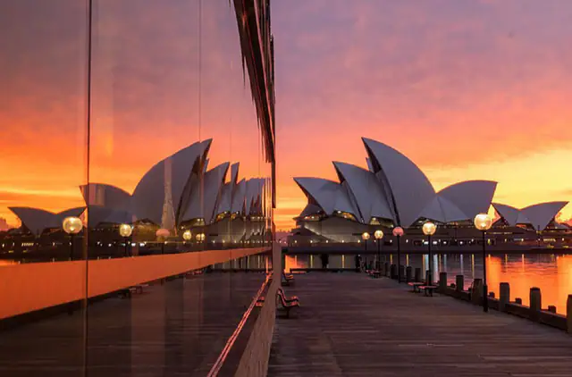 Park Hyatt Sydney, Sydney — guest room or suite