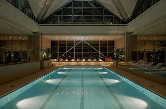 Park Hyatt Tokyo, Tokyo — exterior and approach