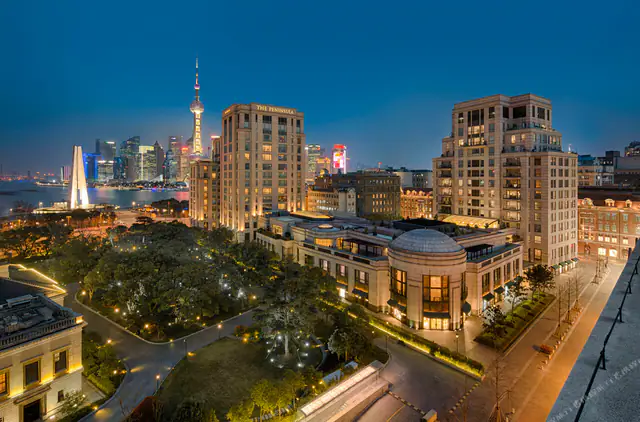 The Peninsula Shanghai, Shanghai — lobby or public space