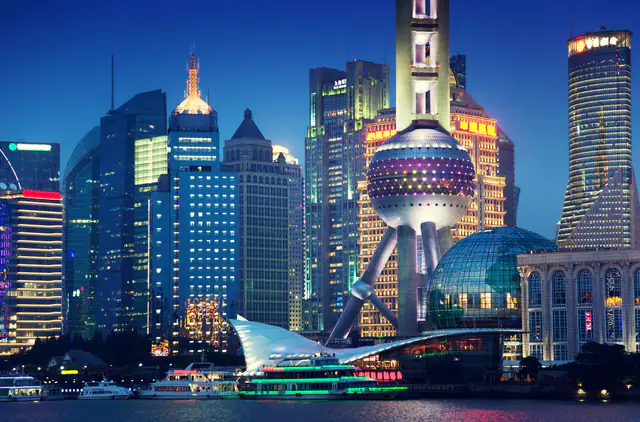Pudong Shangri-La Shanghai, Shanghai — exterior and approach
