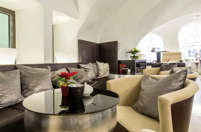 Radisson Blu Hotel Altstadt, Salzburg, Salzburg — exterior and approach