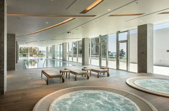 Radisson Blu Resort & Spa, Split, Split — exterior and approach