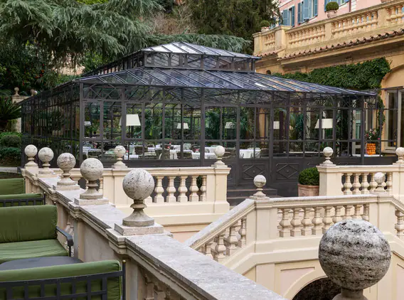 Rocco Forte Hotel De Russie, Rome — exterior and approach