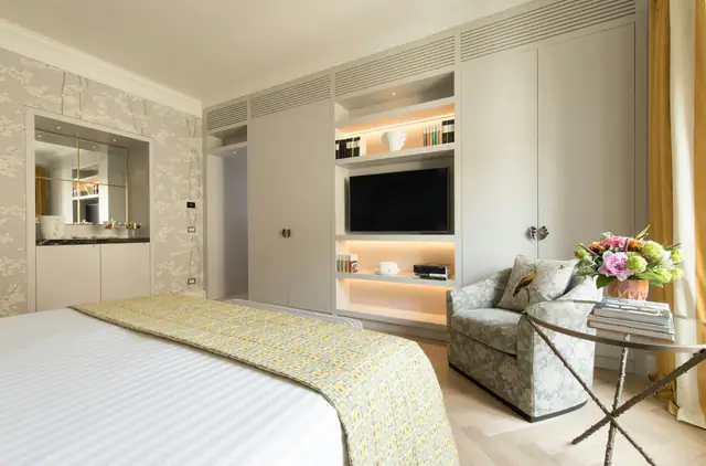 Rocco Forte Hotel Savoy, Florence — lobby or public space
