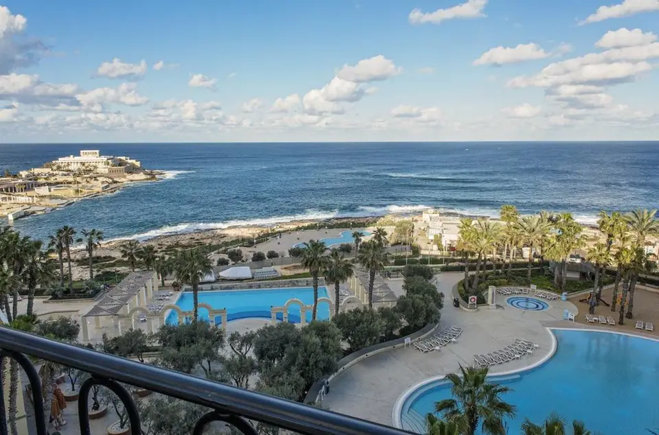 Hilton Malta on Portomaso marina