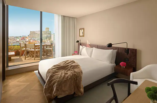 The Barcelona EDITION, Barcelona — guest room or suite