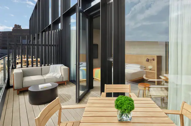 The Reykjavik EDITION, Reykjavik — guest room or suite