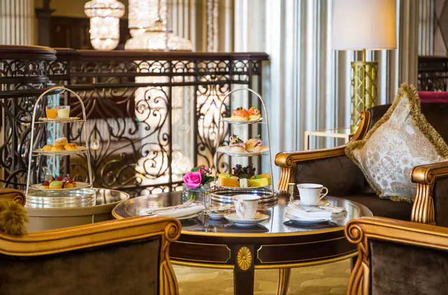 The St. Regis Abu Dhabi, Abu Dhabi — exterior and approach