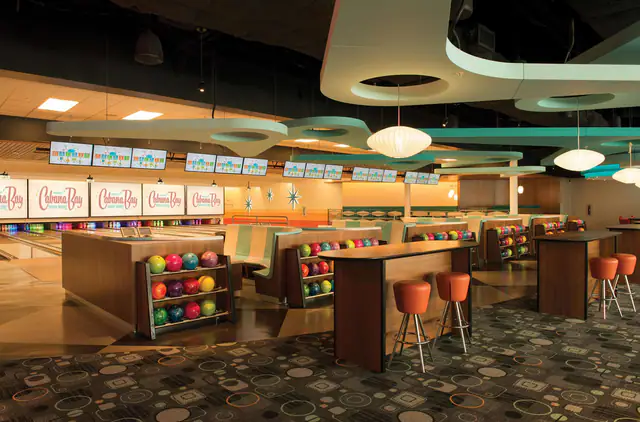 Universal's Cabana Bay Beach Resort, Orlando — exterior and approach