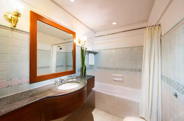 Village Hotel Albert Court — Bras Basah / Bugis, Singapore