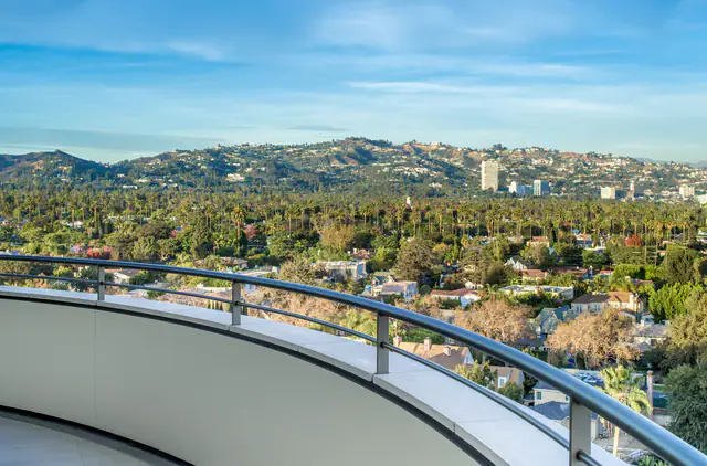 Waldorf Astoria Beverly Hills, Los Angeles — guest room or suite