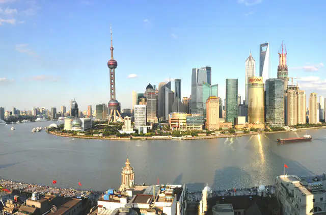 Waldorf Astoria Shanghai on the Bund, Shanghai — exterior and approach